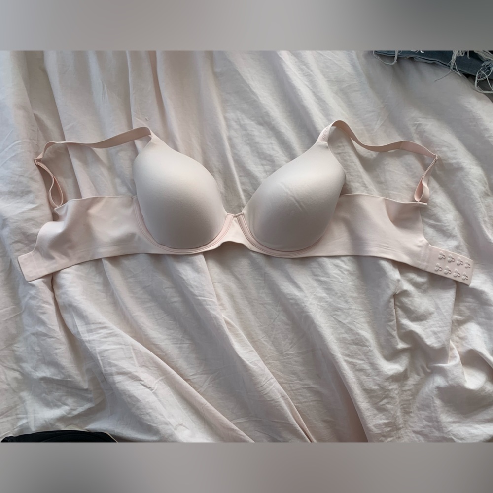 T-shirt bra